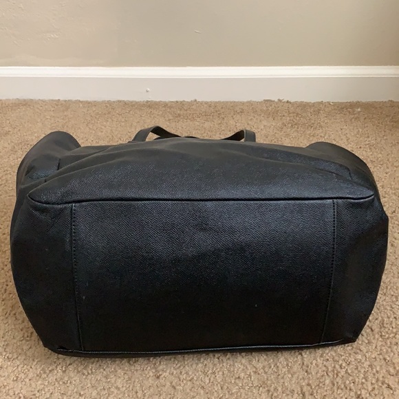 Coach - Picture 5 of 15